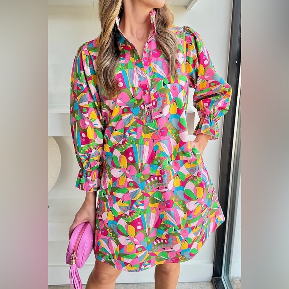 B0803: Lantern Sleeve Buttoned Mini Dress - Picture 3 of 4